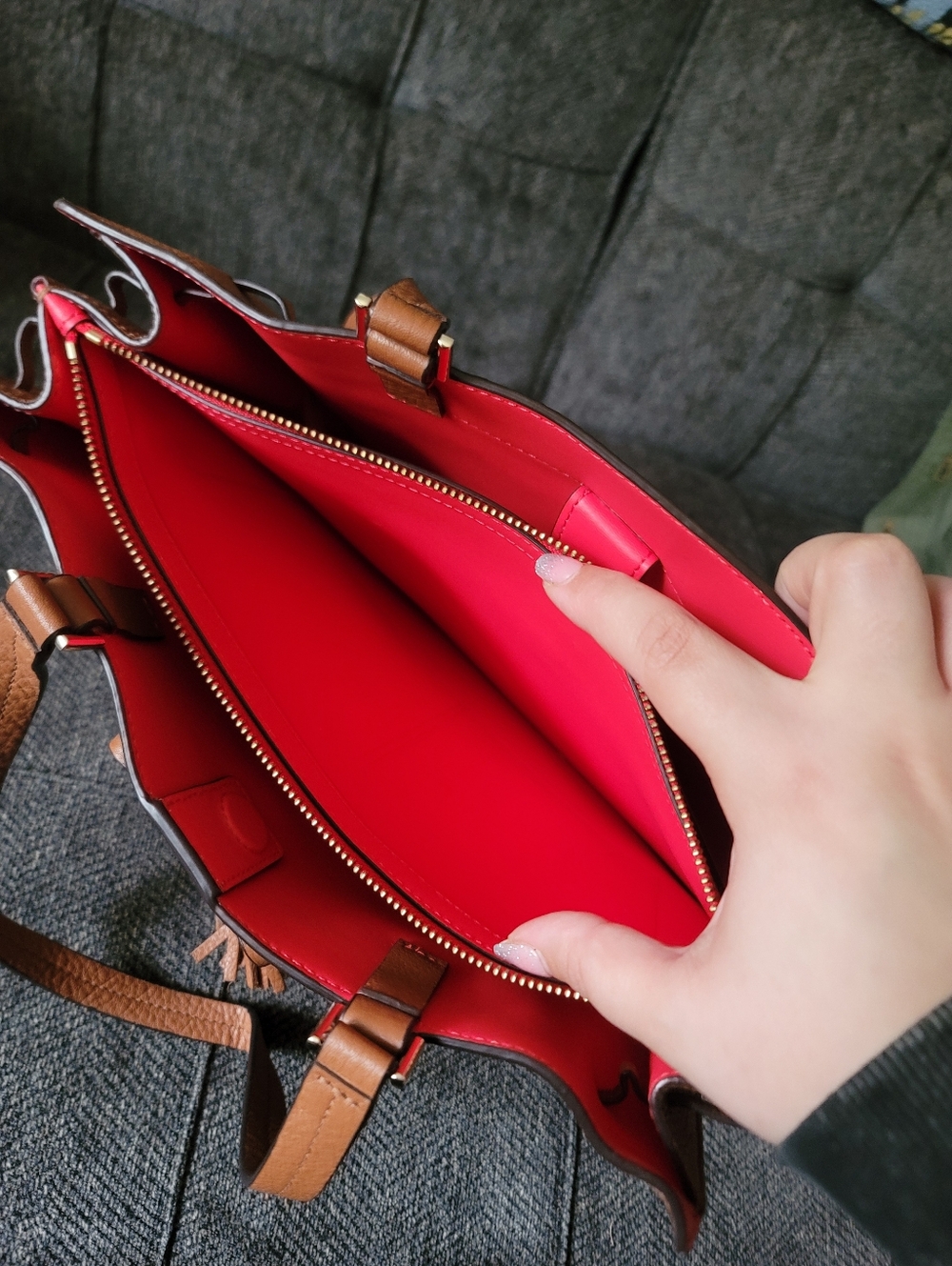 Kate Spade New York Hayes Street Isobel Leather Tote - Picture 9 of 16